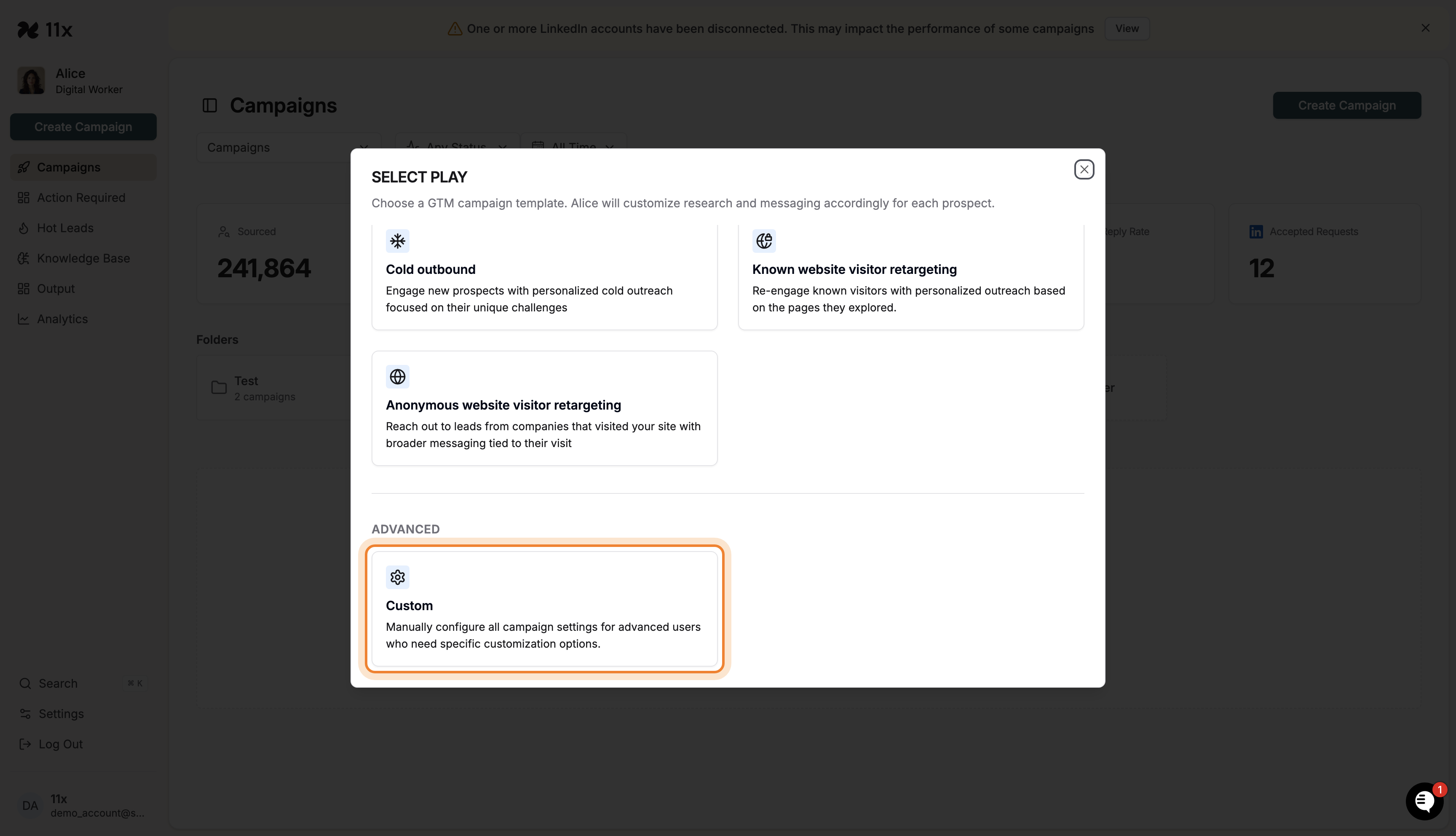 Select Play modal with Custom template highlighted